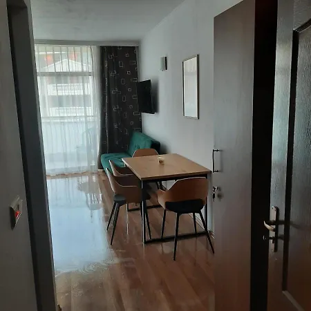 Picasso 10 C With Pool Near The Apartment *